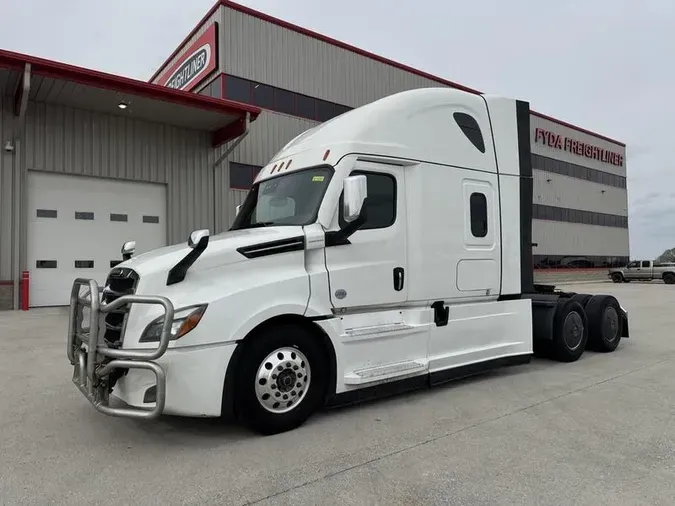 2024 Freightliner Cascadia®237abaf505a4bb55b340894f05de0082