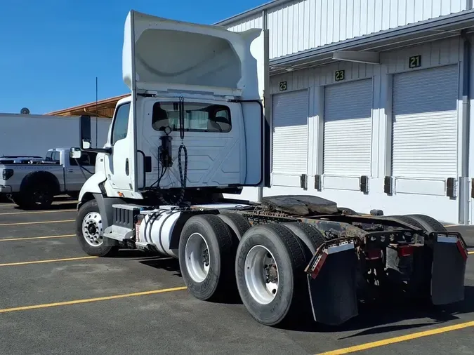 2020 NAVISTAR INTERNATIONAL RH613 DAYCAB T/A237ae30e0c73e7b4fd355796a32b9215
