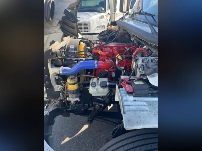 2018 FREIGHTLINER/MERCEDES M2 106