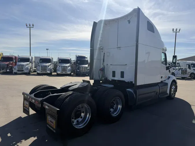 2021 Peterbilt 579237b724fe2786daeba9c37da55836a8b