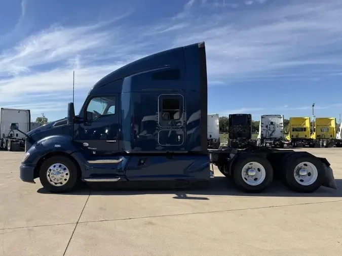 2022 Kenworth T680