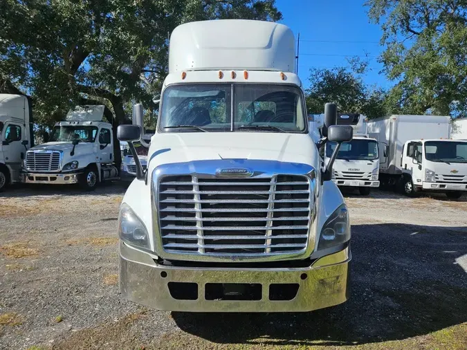 2016 FREIGHTLINER/MERCEDES CASCADIA 125