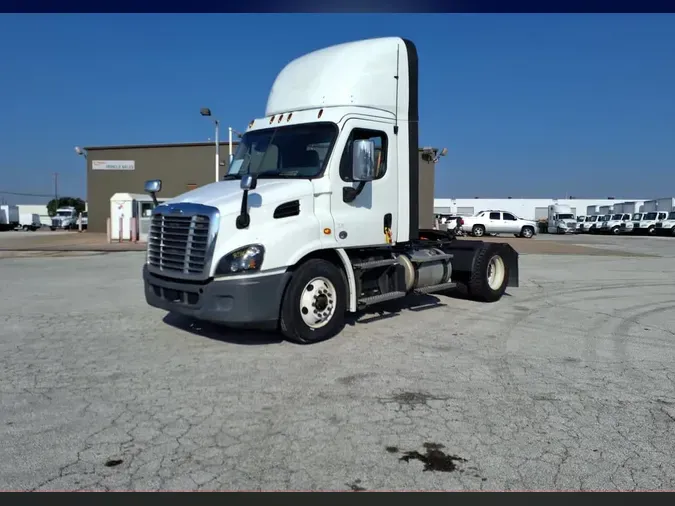 2019 FREIGHTLINER CASCADIA 11323816265d4e1bbe415bf1401989035d0