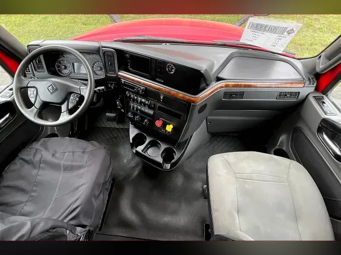 2021 INT LT625 6x4