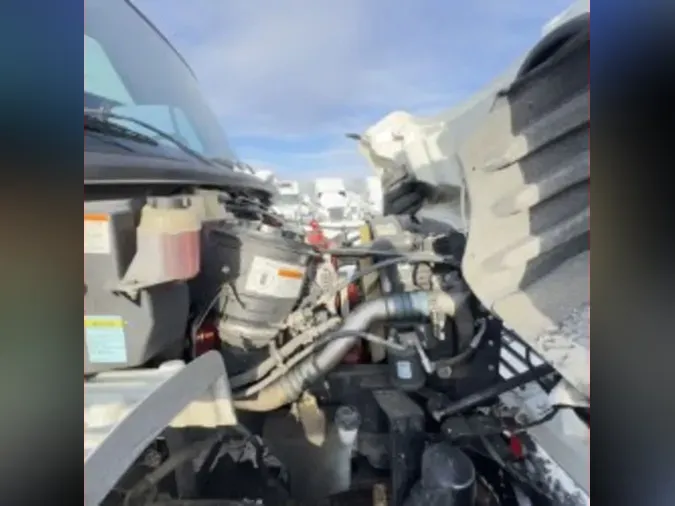 2018 FREIGHTLINER/MERCEDES M2 106