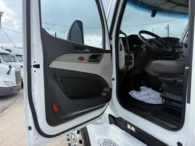 2024 Peterbilt 579