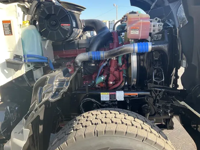 2023 Mack GR64F M359