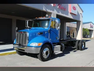 2021 Peterbilt 337