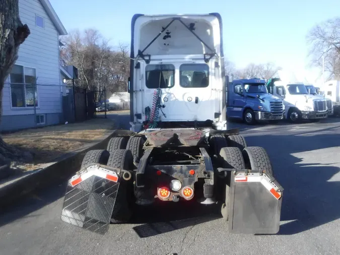 2018 FREIGHTLINER/MERCEDES CASCADIA 125