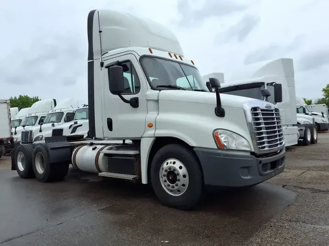 2018 FREIGHTLINER CASCADIA 125