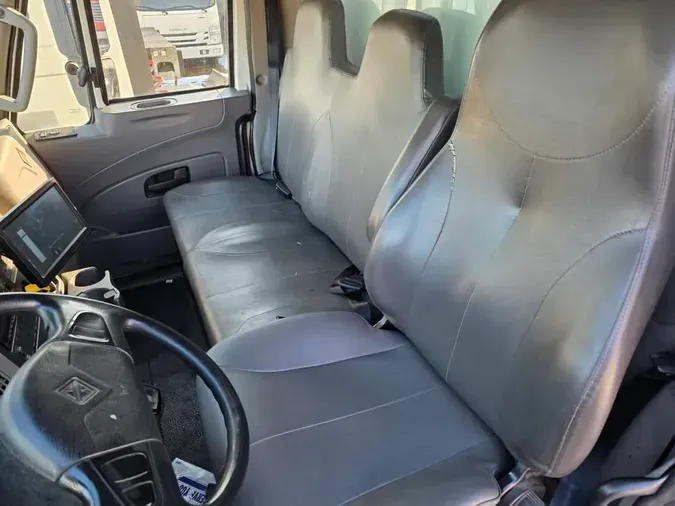 2019 NAVISTAR INTERNATIONAL 4300 SBA