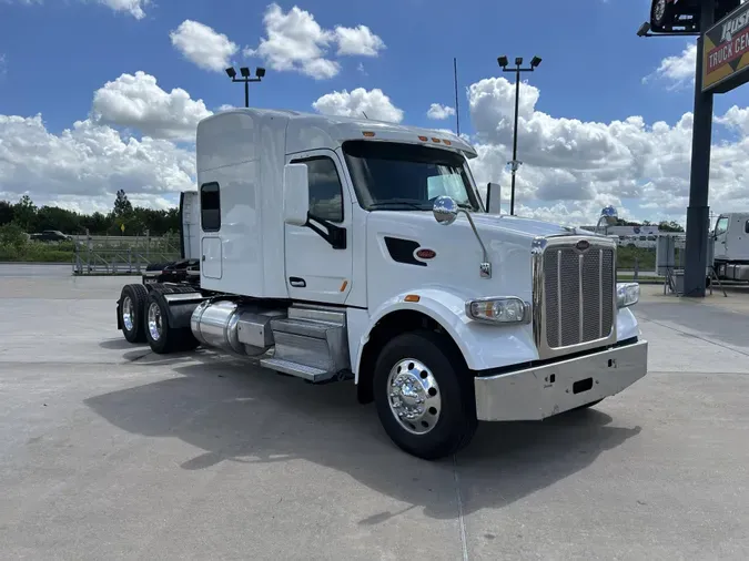 2021 Peterbilt 567