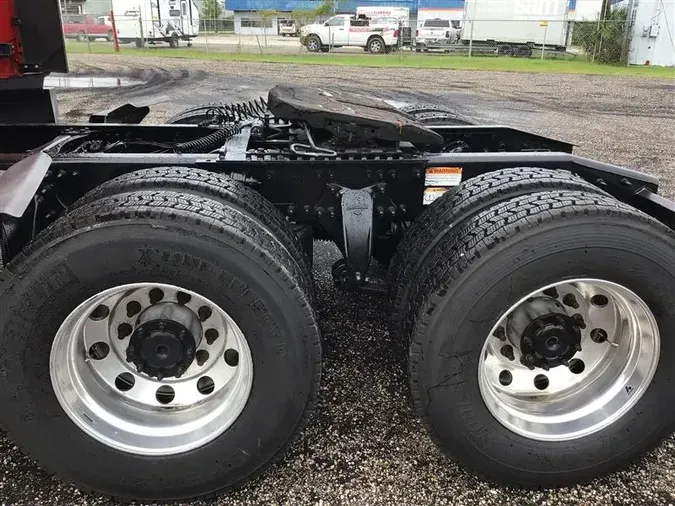 2020 FREIGHTLINER CASCADIA