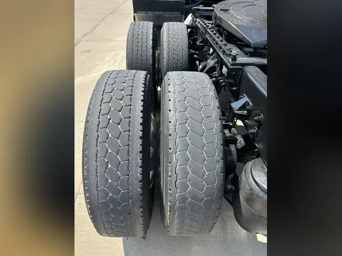 2022 Kenworth T6802392f761c7978211ad01a0867b03476d