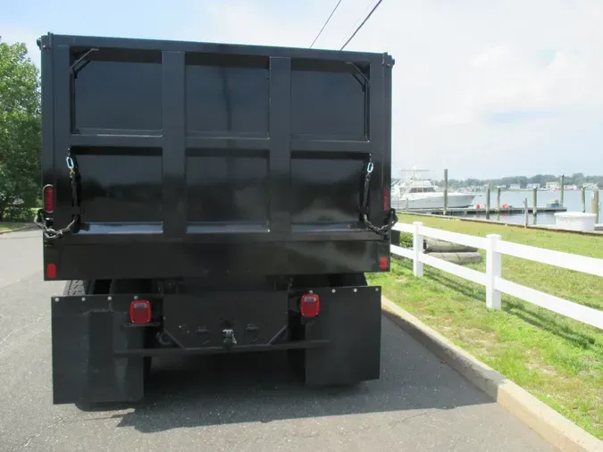 2015 FREIGHTLINER M2