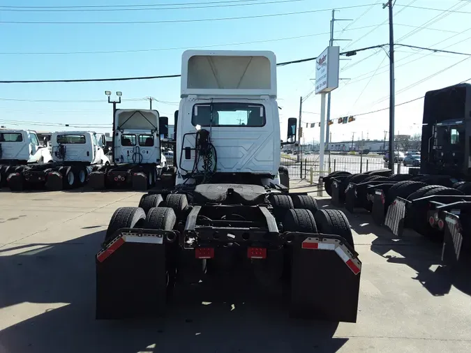 2018 NAVISTAR INTERNATIONAL RH613 DAYCAB T/A