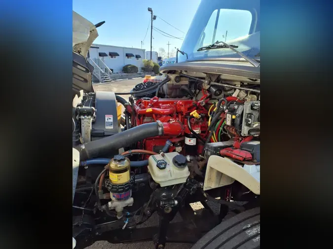 2020 FREIGHTLINER/MERCEDES M2 106