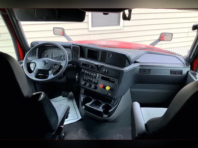 2023 INT LT625 6X4