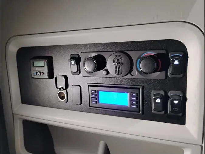 2022 Kenworth T680
