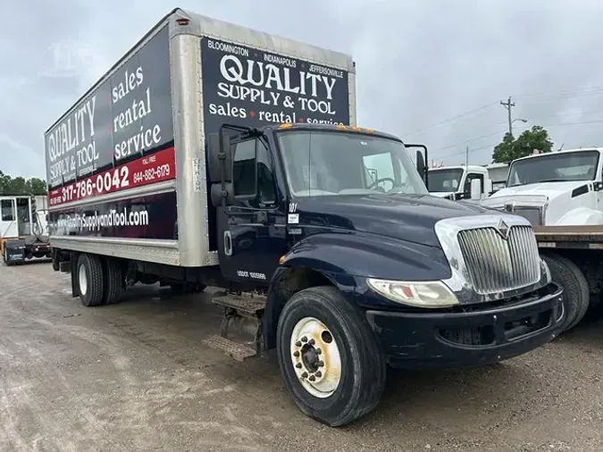 2013 INTERNATIONAL DURASTAR 4300
