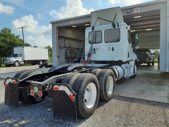 2020 FREIGHTLINER NEW CASCADIA PX12664