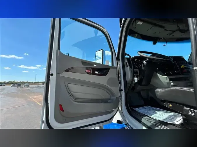 2021 PETERBILT 579