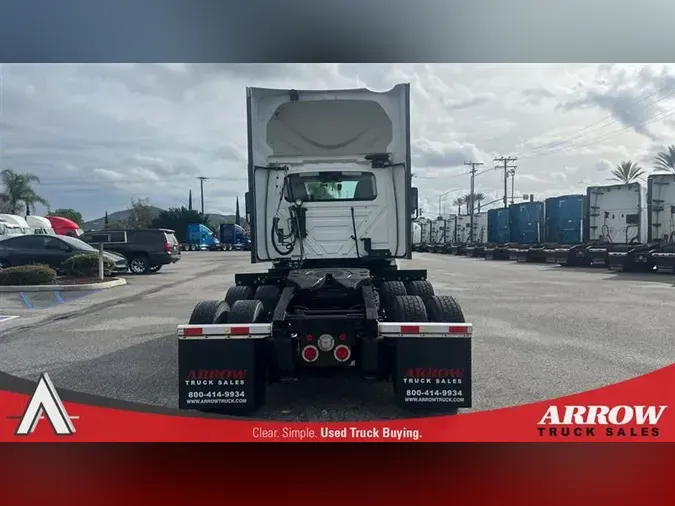 2021 INTERNATIONAL LT