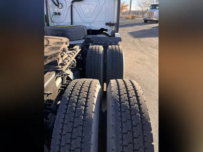 2020 Freightliner Cascadia