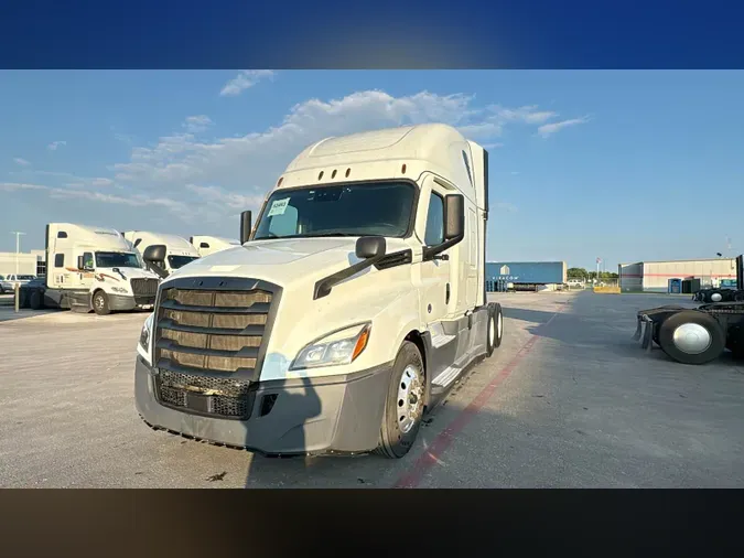 2022 Freightliner Cascadia 126