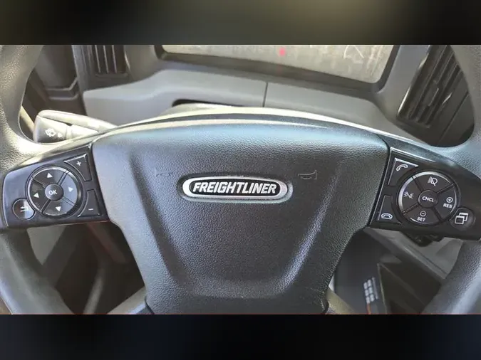 2019 FREIGHTLINER CA126