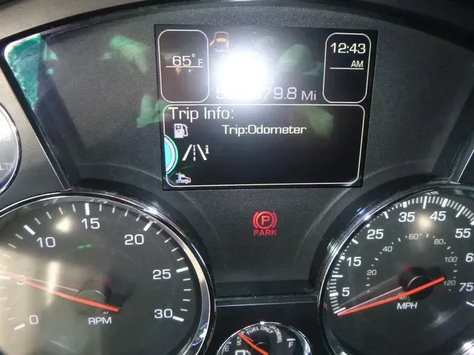 2020 Kenworth W990