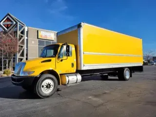2018 International 4300-4X2