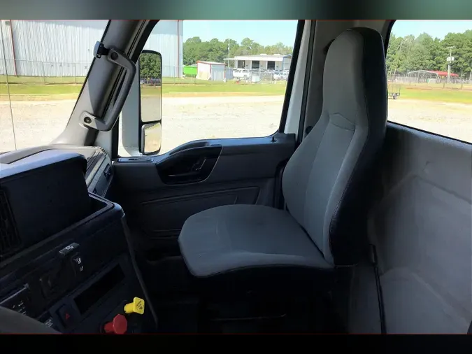 2019 INT LT625 6x4