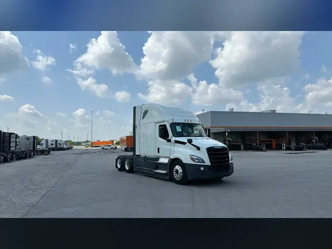 2021 Freightliner Cascadia 12623af5079b932fca653fe117617735ba4
