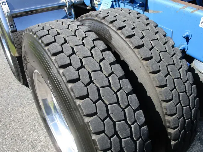 2022 Peterbilt 389