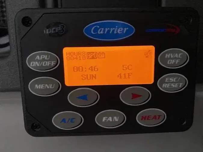 2023 Volvo VNR64T400