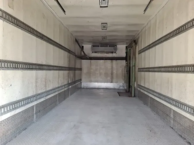 2019 FREIGHTLINER/MERCEDES M2 106