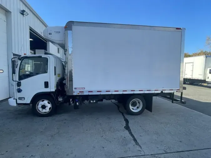 2017 ISUZU NPR23b80daed14f584e87862e415fe6fb50