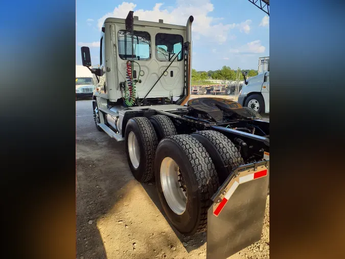 2018 FREIGHTLINER/MERCEDES CASCADIA 125