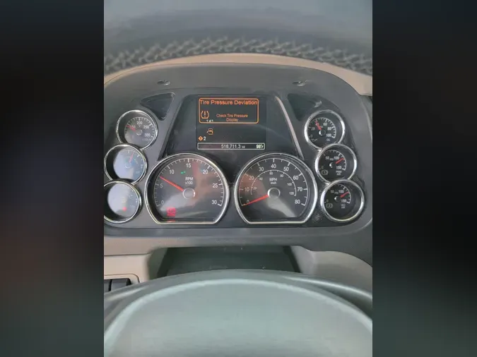 2020 Peterbilt 579