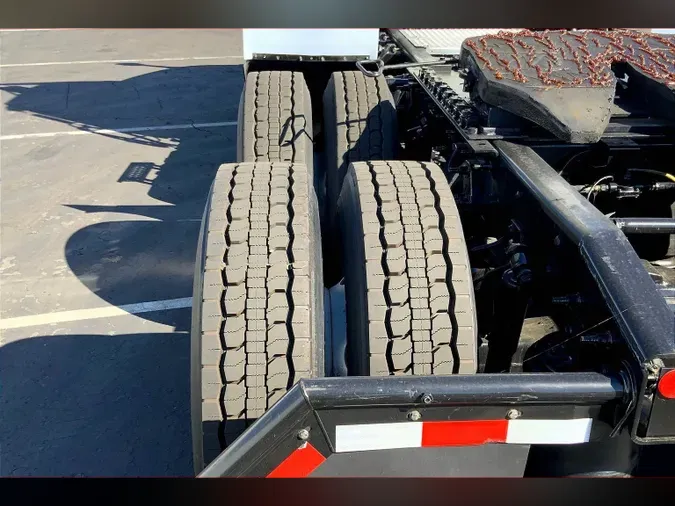 2021 INT LT625 6x4