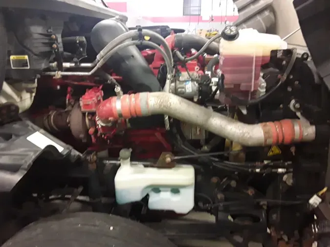 2019 NAVISTAR INTERNATIONAL LT625 DAYCAB T/A