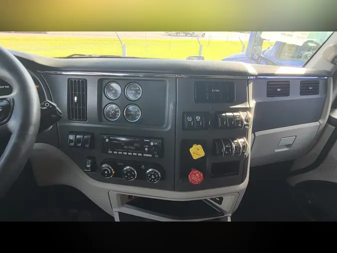 2022 Peterbilt 579