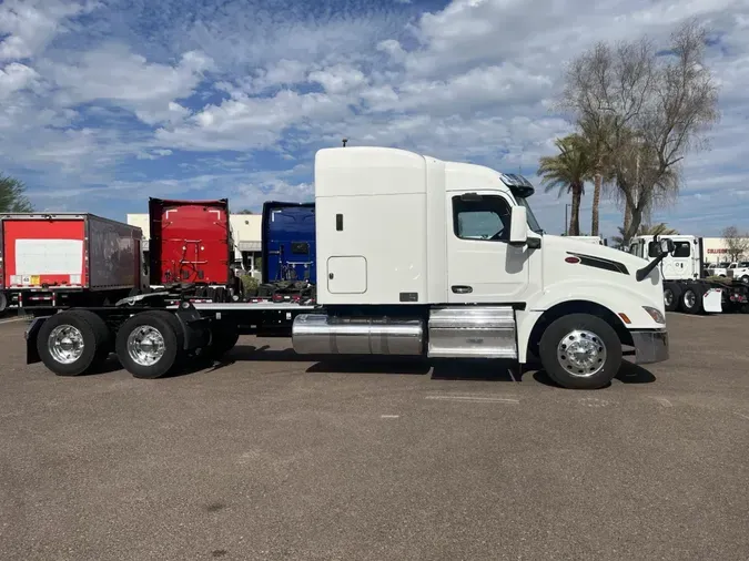 2023 Peterbilt 579