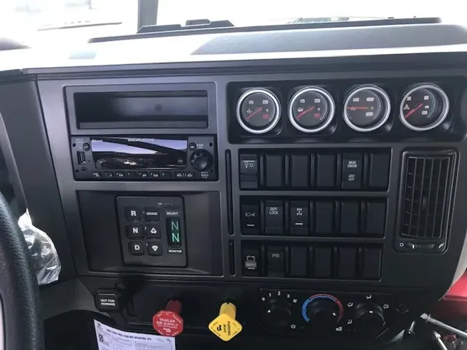 2027 MACK GR84F23c222ba6de576220ed5c11d89c14df9