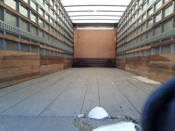 2018 FREIGHTLINER/MERCEDES M2 106