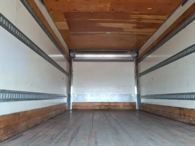 2019 FREIGHTLINER M2 106