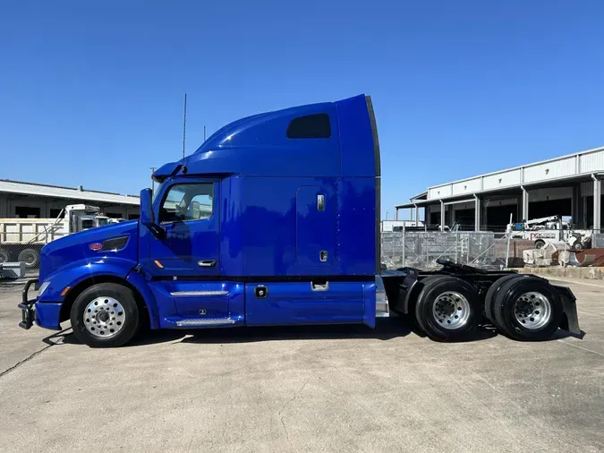 2021 Peterbilt 579