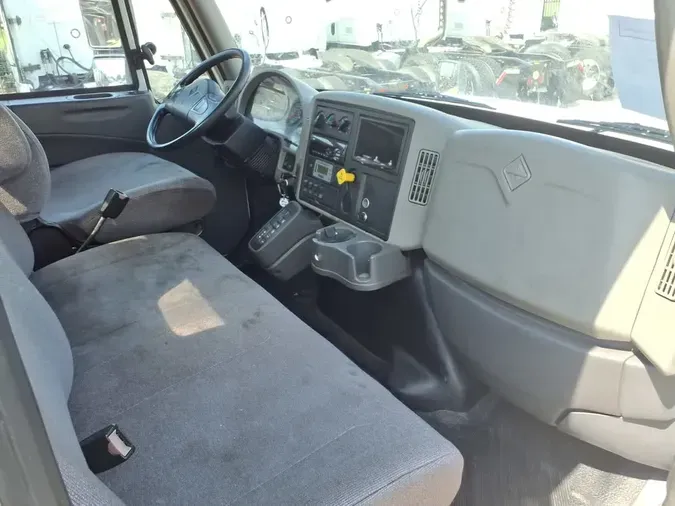 2019 NAVISTAR INTERNATIONAL 4300