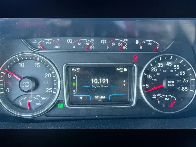 2022 INTERNATIONAL LT625